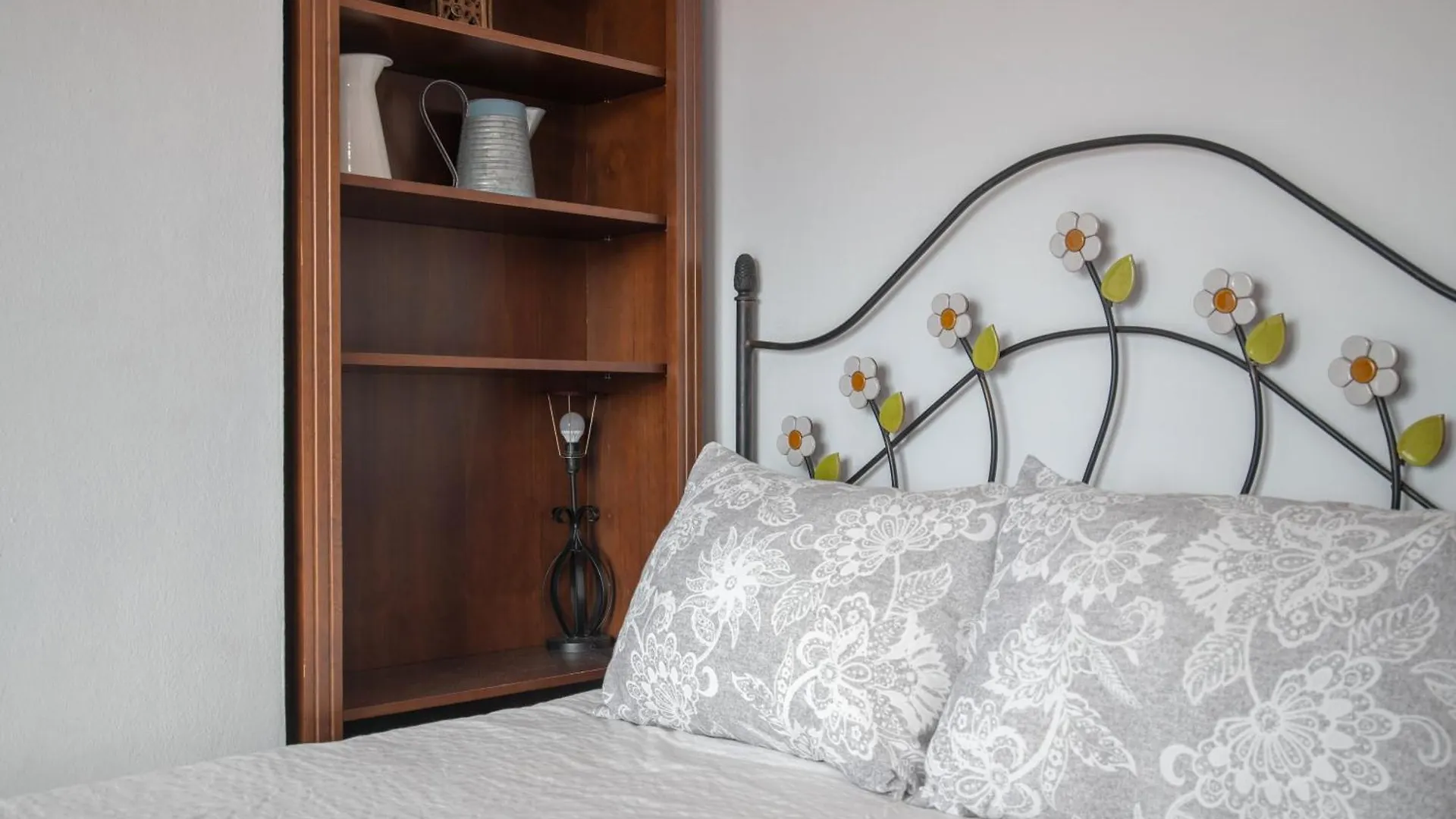 Vakantiehuis El Mirador De La Luna El Gastor