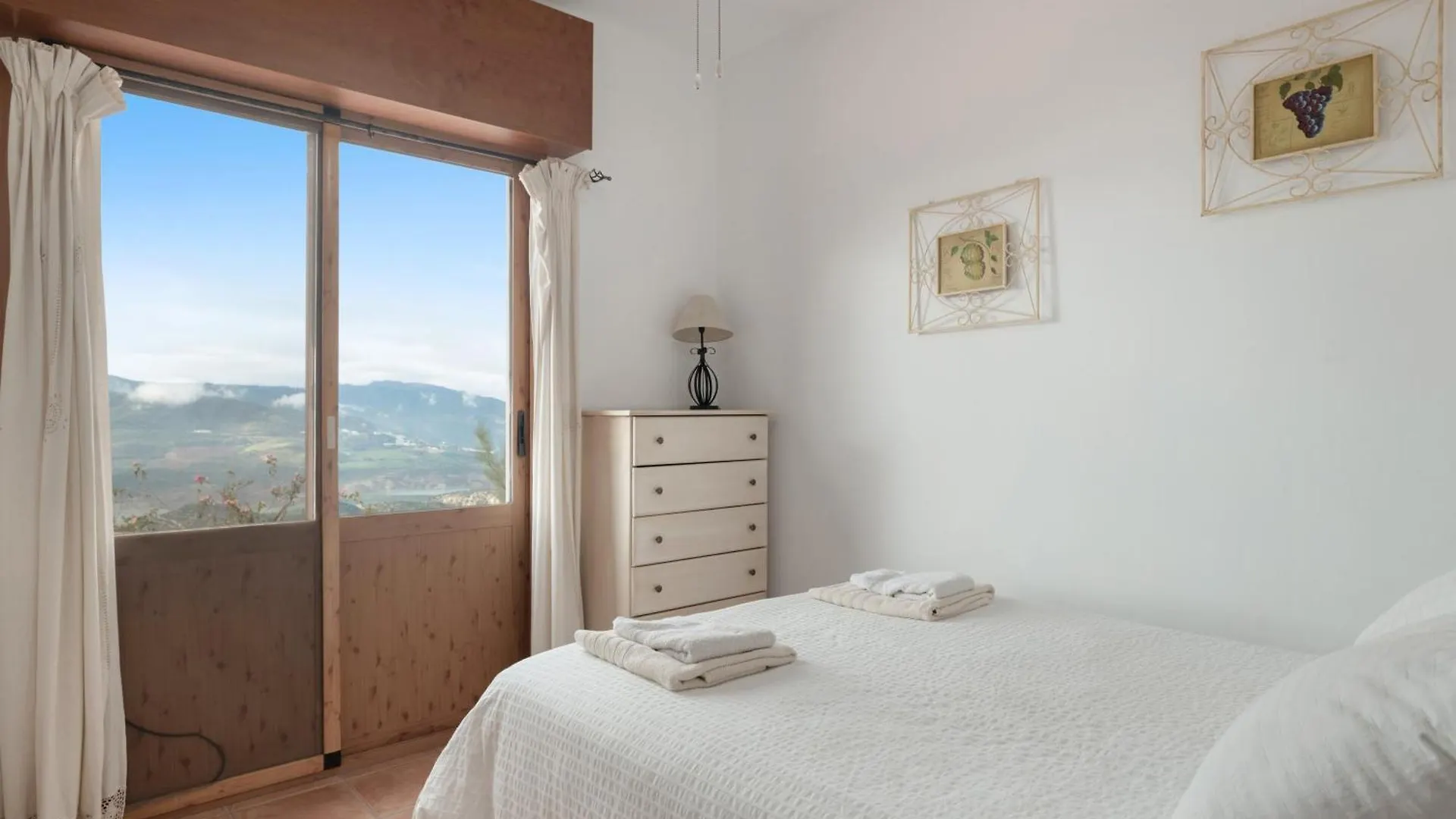 Holiday home El Mirador De La Luna El Gastor