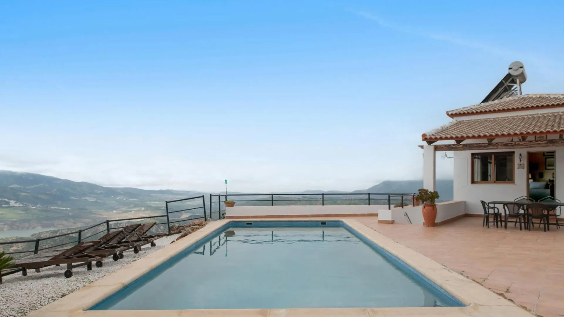 El Mirador De La Luna El Gastor Holiday home